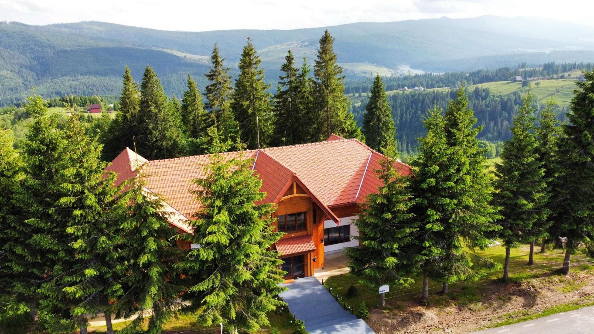 Tiarra Mountain Lodge Belis Exterior photo